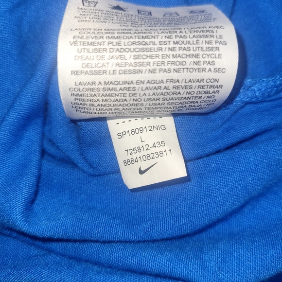 NIKE Woman's Active Wear Athletic T-Shirt - Picture 7 of 8